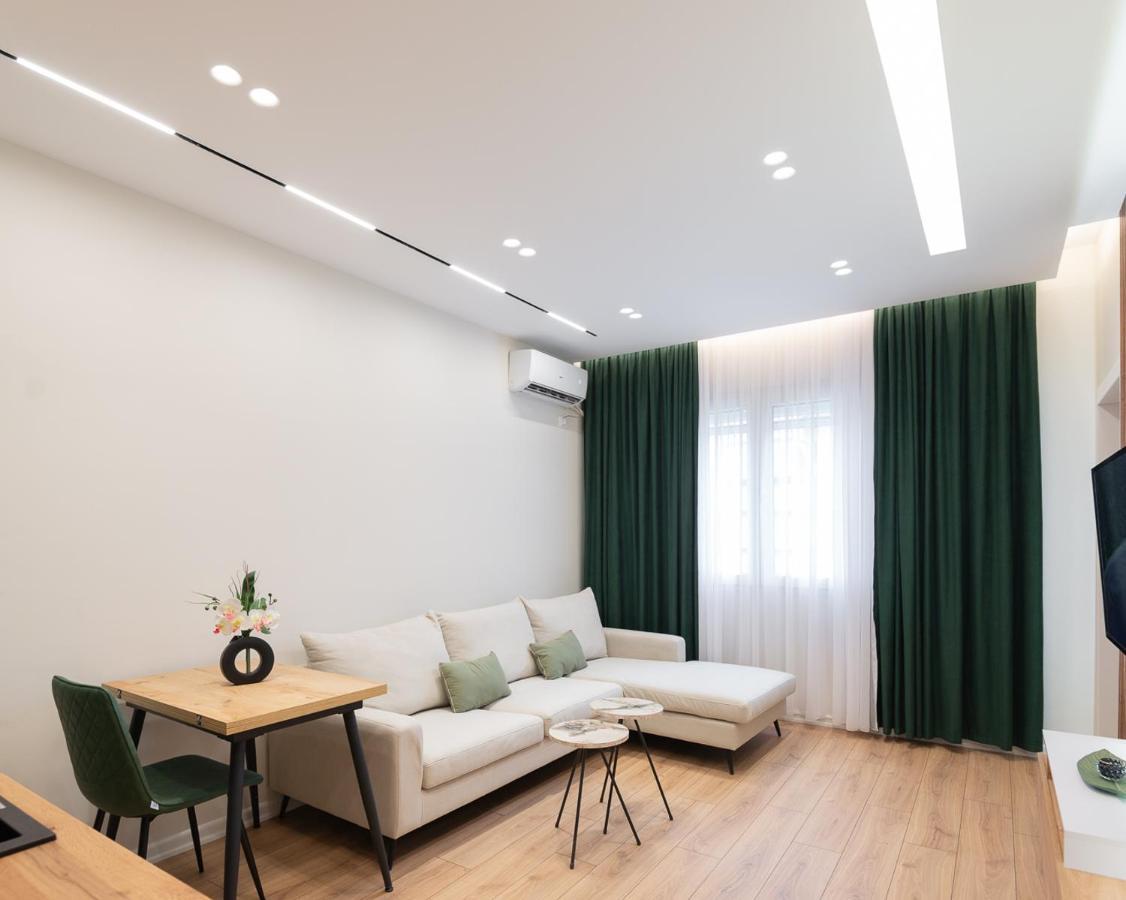 Arkle Apartment 3 Tirana Esterno foto