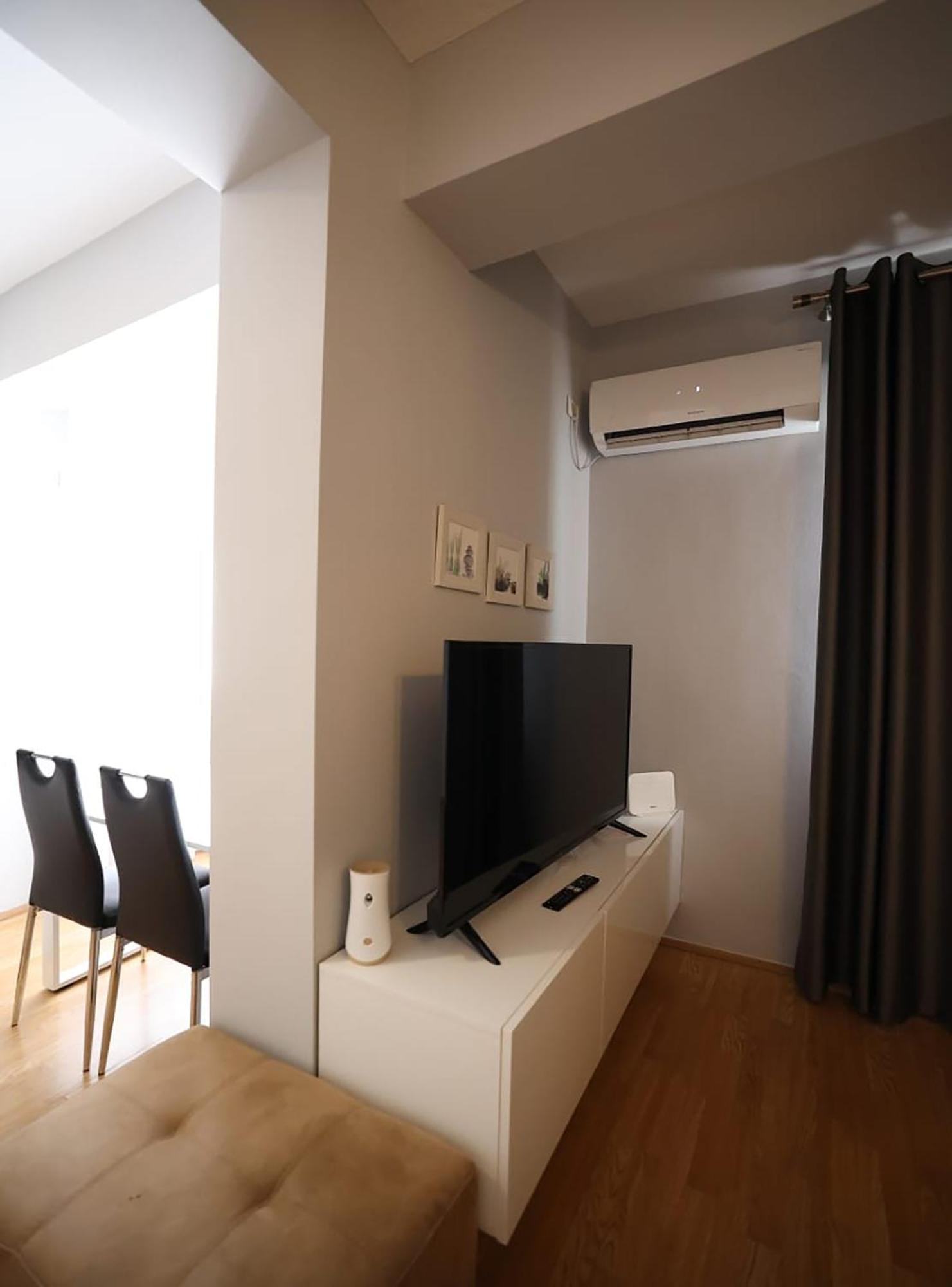 Arkle Apartment 3 Tirana Esterno foto