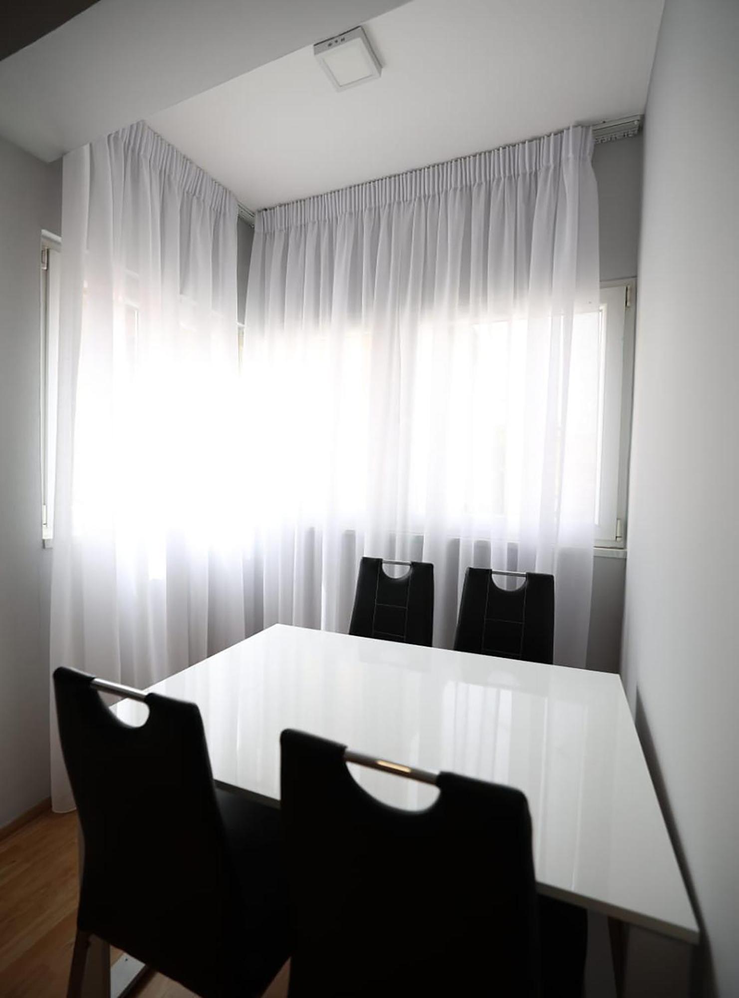 Arkle Apartment 3 Tirana Esterno foto